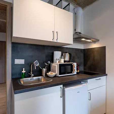 Brand New #36 Close To Center With Free Parking Διαμέρισμα Πράγα